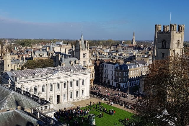 Cambridge Highlights Walking Tour by Cantab Tours - Photo 1 of 8